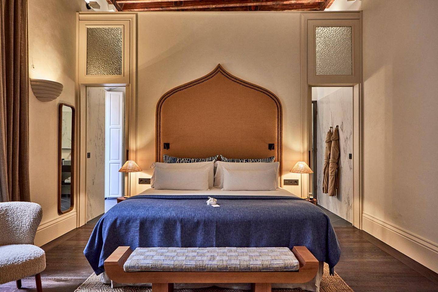 Grand Essence-Suite Signature